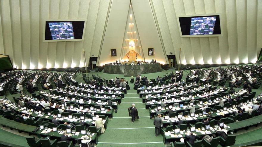 Una sesión de la Asamblea Consultiva Islámica de Irán (Mayles).