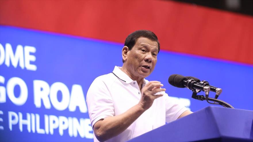 Duterte amenaza con “guerra” a Canadá por su basura | HISPANTV