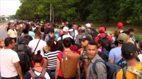 Migrantes cubanos se unen a la “caravana madre” en México