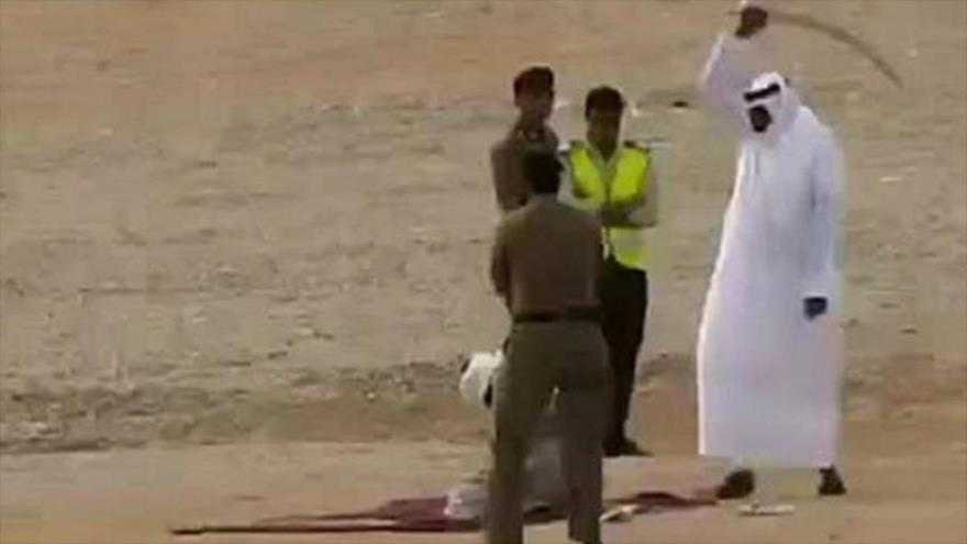 Autoridades de Arabia Saudí se preparan para ejecutar a un hombre.