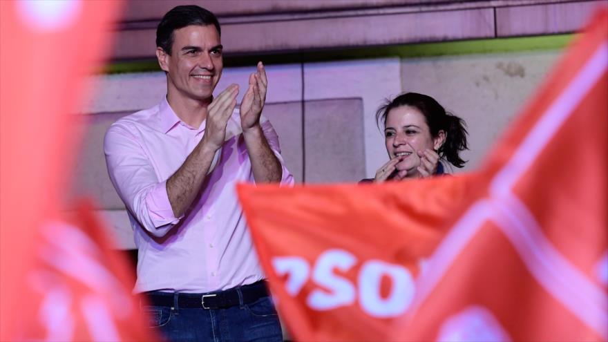 Sánchez triunfante elude aclarar si pactará con Iglesias o Rivera | HISPANTV