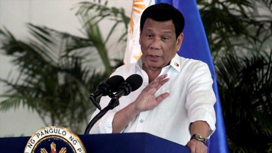 El presidente de Filipinas, Rodrigo Duterte, se dirige a sus seguidores en Manila (capital).