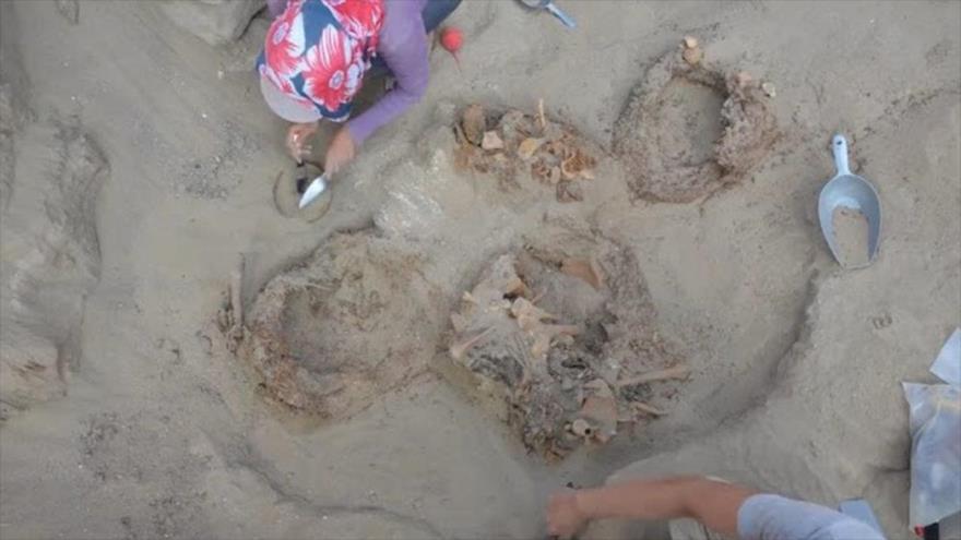 Hallan en Perú entierros con momias de 1000 años de antigüedad | HISPANTV