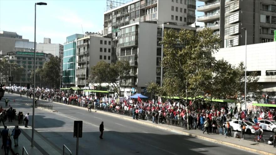 Desempleo y precariedad laboral dominan el 1 de mayo en Chile
