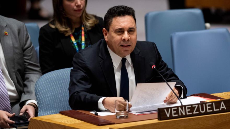 Samuel Moncada, embajador de Venezuela ante la ONU, en el Consejo de Seguridad de Naciones Unidas en Nueva York, 28 de febrero de 2019. (Foto: AFP)