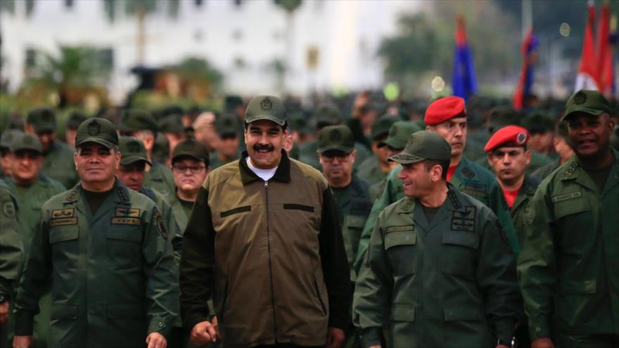 Maduro: Un puñado de traidores no puede manchar el honor de FANB | HISPANTV