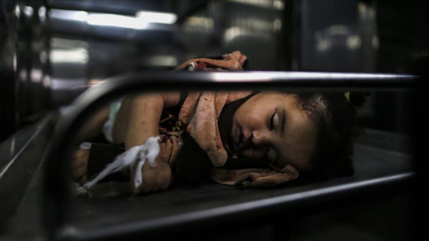 El cuerpo de Seba Arar, bebé palestino fallecido por un bombardeo del régimen israelí contra su casa en Gaza, 4 de mayo de 2019. (Foto: AFP)