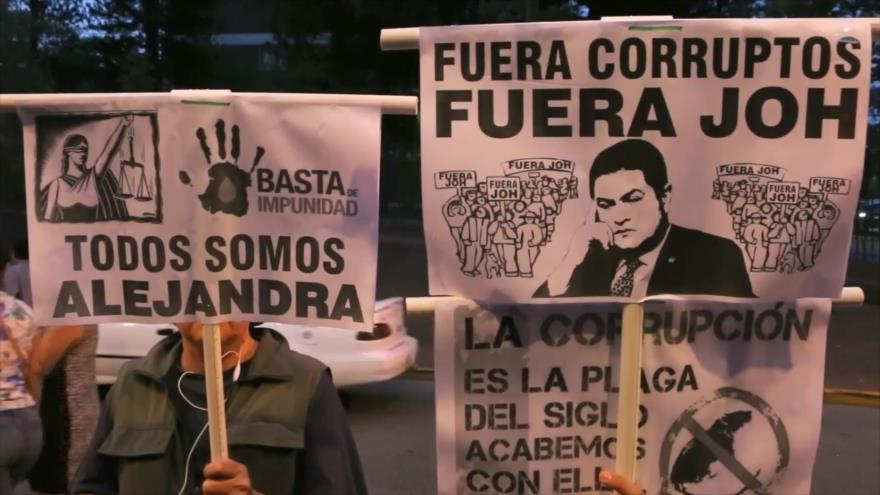 Hondureños de nuevo protestan contra Juan Orlando Hernández