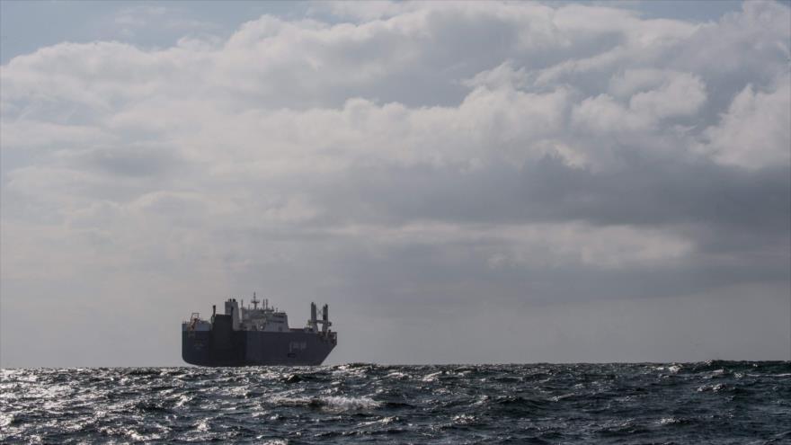 Barco saudí Bahri Yanbu, cerca de puerto de El Havre, Francia, 9 de mayo de 2019. (Foto: AFP)