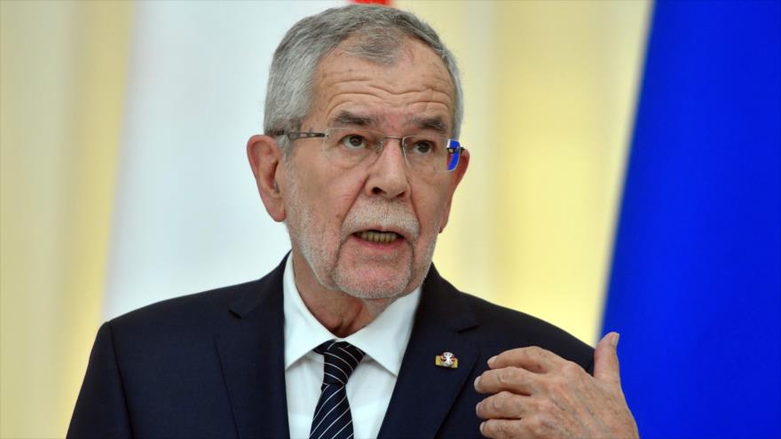 El presidente austriaco, Alexander Van der Bellen, en una conferencia de prensa en la ciudad rusa de Sochi, 15 de mayo de 2019. (Foto: AFP)