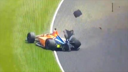 Fernando Alonso sale ileso de grave accidente en Indianápolis