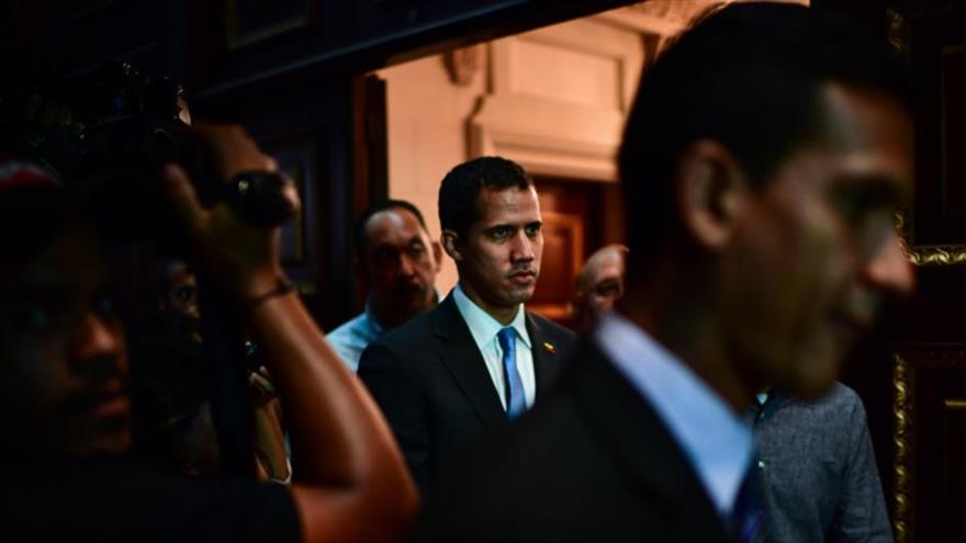 Oposición venezolana busca nuevo partido por descontento con Guaidó