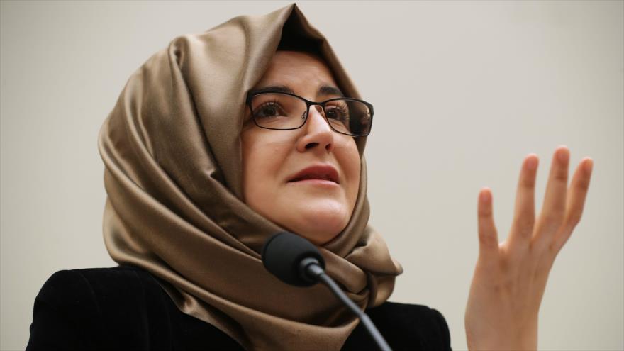 Hatice Cengiz, novia de Jamal Khashoggi, habla ante el Comité de Exteriores de la Cámara Baja de EE.UU. en Washington, 16 de mayo de 2019. (Foto: AFP)