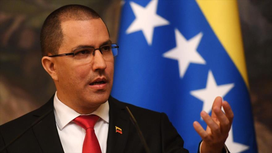 Venezuela ve “vergonzosa” reunión de ciudadanos con el Comando Sur | HISPANTV