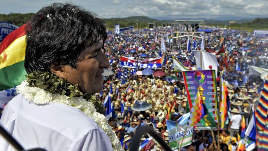 Morales inicia campaña electoral con una concentración ‘histórica’