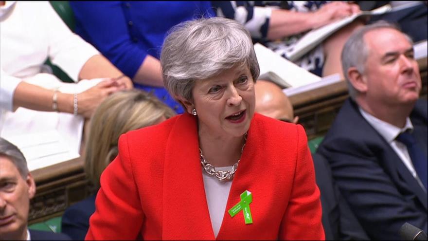 May promete un “mejorado paquete” para sellar acuerdo de Brexit