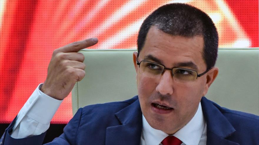 Arreaza acusa a Colombia de distraer atención pública de su país | HISPANTV