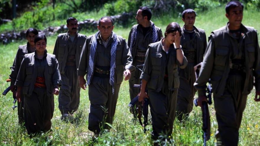 Miembros del grupúsculo terrorista Partido para una Vida Libre en el Kurdistán (PJAK, en kurdo) en las montañas de Qandil (norte de Irak).