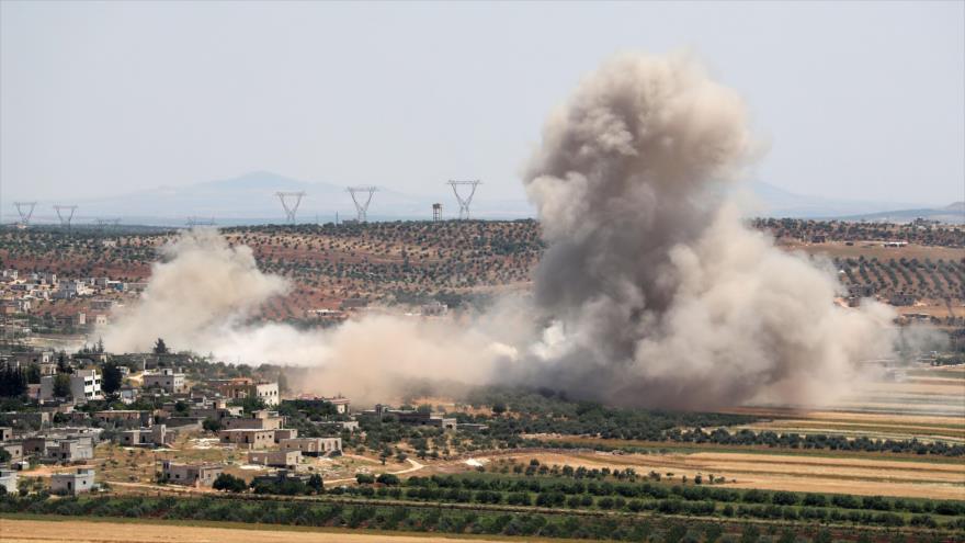 Vídeo: Ejército sirio bombardea posiciones de terroristas en Idlib