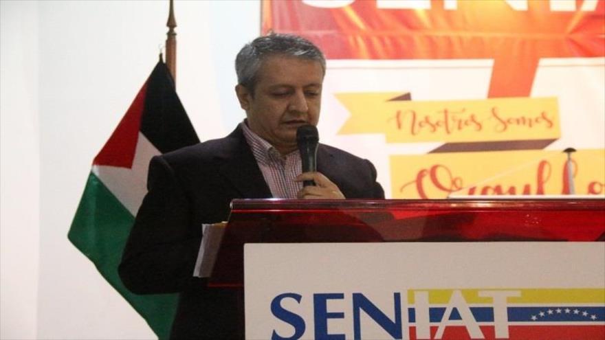 El ministro del Comercio Nacional de Venezuela, Willian Contreras, ofrece discurso en un foro en Caracas, 28 de mayo de 2019. (Foto: MPPCN)