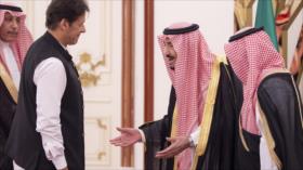 Imran Jan enoja a saudíes por su comportamiento con el rey Salman