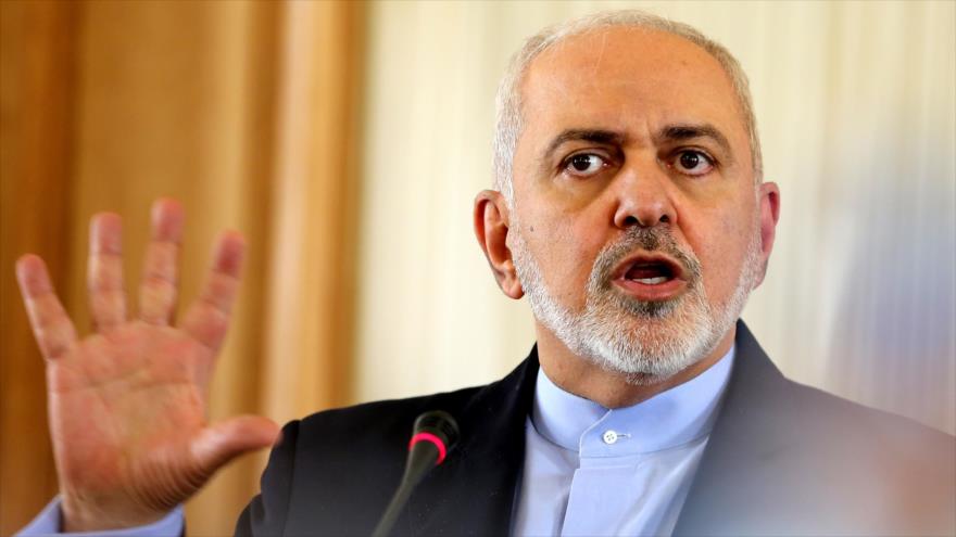 El canciller iraní, Mohamad Yavad Zarif, habla en una conferencia de prensa en Teherán, capital iraní, 13 de febrero de 2019. (Foto: AFP)