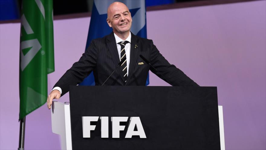 El presidente de la FIFA, Gianni Infantino, ofrece un discurso en Francia, 5 de junio de 2019. (Foto: AFP)