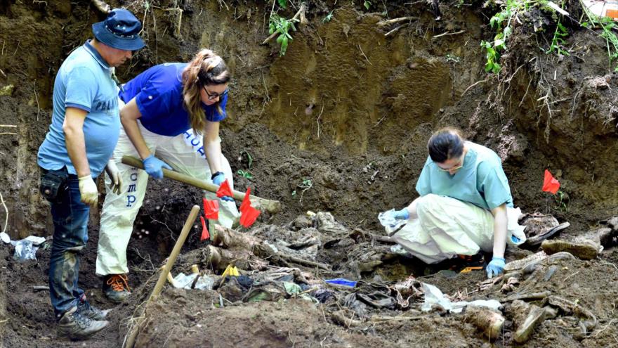 Hallan fosa común de musulmanes asesinados en Bosnia en 1992 | HISPANTV