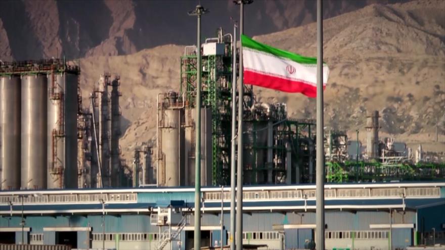Irán Hoy: Autosuficiencia en producción de gasolina