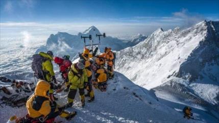 Montan en Everest estación meteorológica más alta del mundo