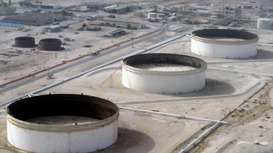 La refinería iraní de Lavan, en una isla homónima en el Golfo Pérsico. (Foto: AFP) 
