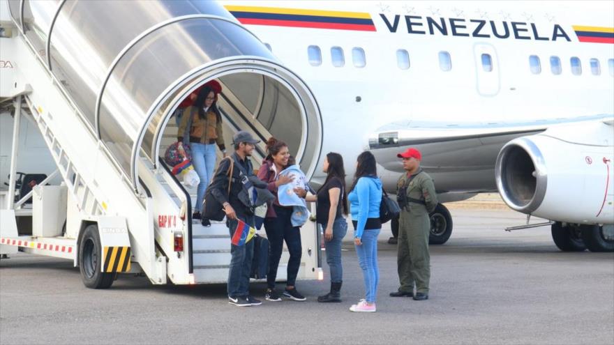 Un grupo de venezolanos regresa a su patria con el Plan Vuelta a la Patria desde Ecuador.