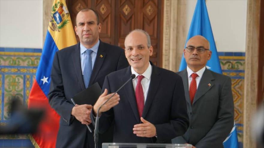 Caracas pide a Bachelet que medie contra bloqueo económico de EEUU