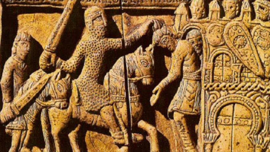 Un relieve muestra al rey visigodo Leovigildo durante la conquista de Cantabria.