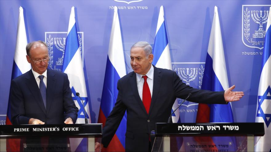 El secretario del Consejo de Seguridad de Rusia, Nikolai Patrushev, y el premier israelí, Benjamín Netanyahu, 24 de junio de 2019. (Foto: AFP)