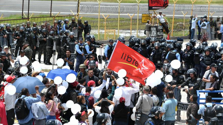 Los 10 años del golpe contra Zelaya: militares impiden rememorarlo