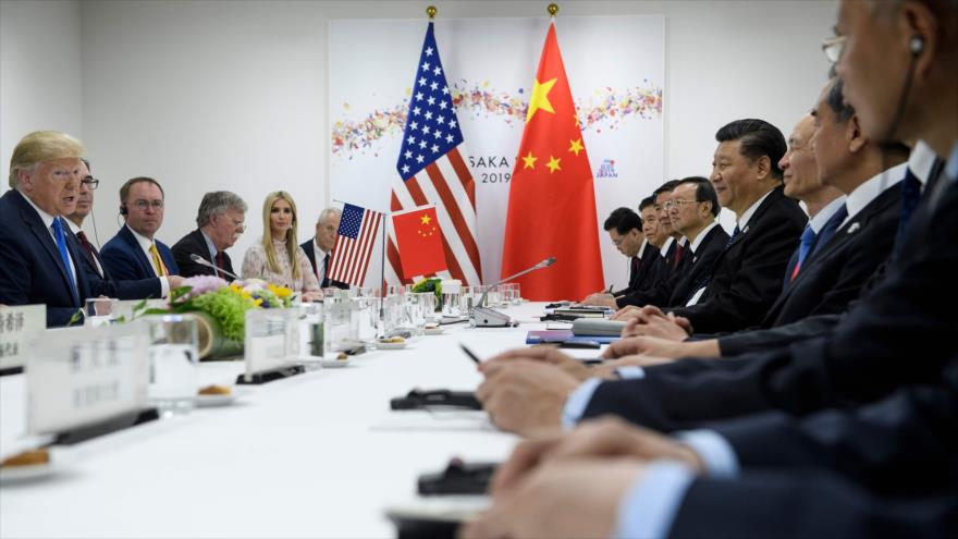 El presidente de EE.UU., Donald Trump, se reúne con su homólogo chino, Xi Jinping, en la ciudad japonesa de Osaka, 29 de junio de 2019. (Foto: AFP)