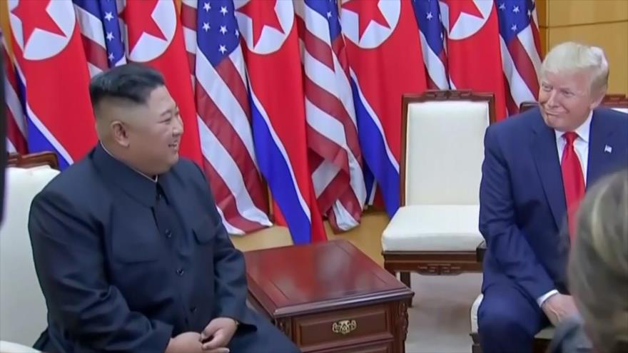  Trump y Kim dan un histórico paso al frente