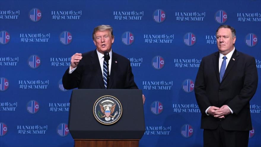 El presidente de EE.UU., Donald Trump, habla en una rueda de prensa en Hanói, Vietnam, 28 de febrero de 2019. (Foto: AFP)