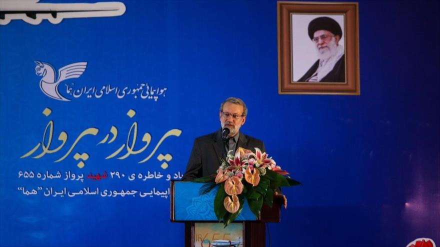 El presidente del Parlamento iraní, Ali Lariyani, ofrece un discurso en Teherán (capital persa), 2 de julio de 2019. (Foto: ANA)