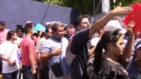 Migrantes son amenazados por funcionarios de migración de México