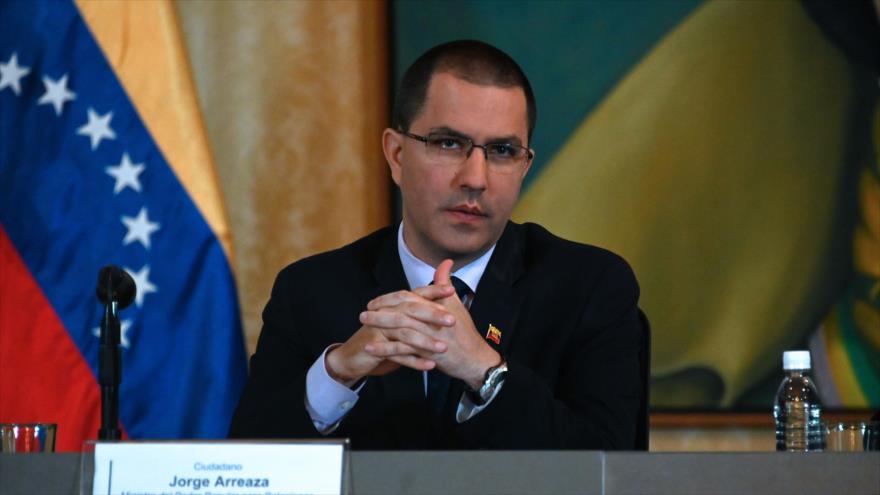 El canciller venezolano, Jorge Arreaza, habla durante una conferencia de prensa en Caracas, capital, 10 de mayo de 2019. (Foto: AFP)