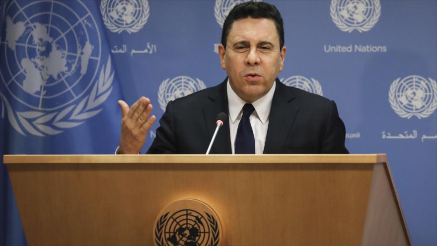El embajador de Venezuela ante la ONU, Samuel Moncada, habla en una conferencia de prensa, Nueva York, 30 de abril de 2019.
