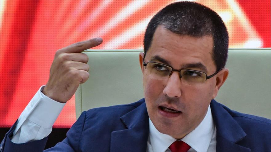 Venezuela tacha de “aberración” que UE intente perturbar diálogo