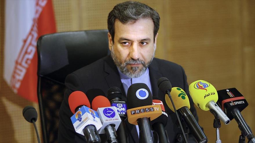 El vicecanciller de IrÃ¡n para Asuntos PolÃ­ticos, Seyed AbÃ¡s Araqchi, en una conferencia de prensa en TeherÃ¡n, capital persa.