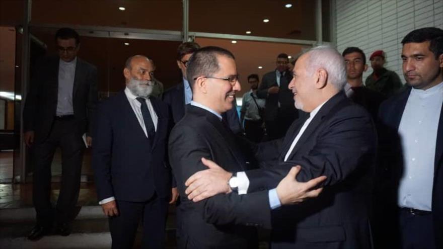 Venezuela dice que aprenderá de Irán a sortear sanciones de EEUU | HISPANTV