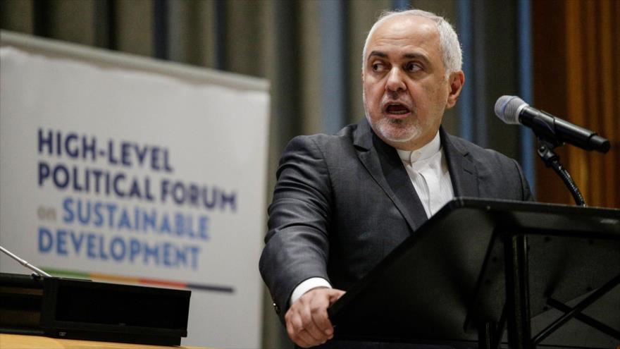 El canciller iraní, Mohamad Yavad Zarif, habla en una reunión en la sede de la ONU en Nueva York, 17 de julio de 2019. (Foto: AFP)