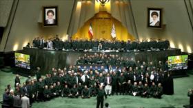 Legisladores iraníes apoyan medida del CGRI ante buque británico