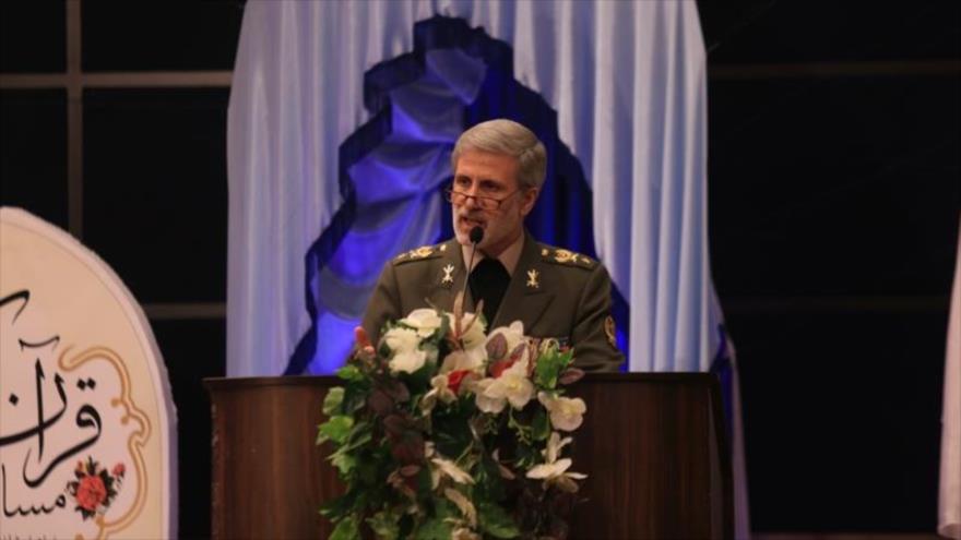 El ministro iraní de Defensa, el general de brigada Amir Hatami, ofrece discurso en un evento en Teherán, la capital, 22 de julio de 2019. (Foto: Defanews)