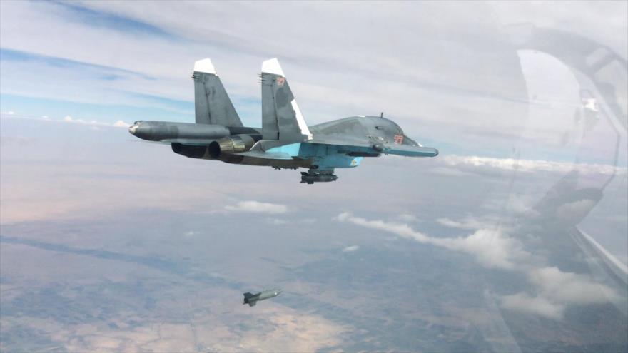 Aviaciones de Rusia y Siria atacan a terroristas en Hama e Idlib